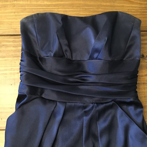 David’s Bridal Navy Strapless Ruched Dress - Picture 3 of 8